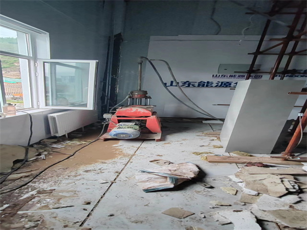 八公山地基基础下沉墙体裂缝加固注浆顶升施工